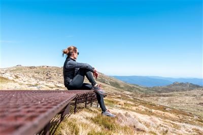 Wanderin im Kosciuszko National Park